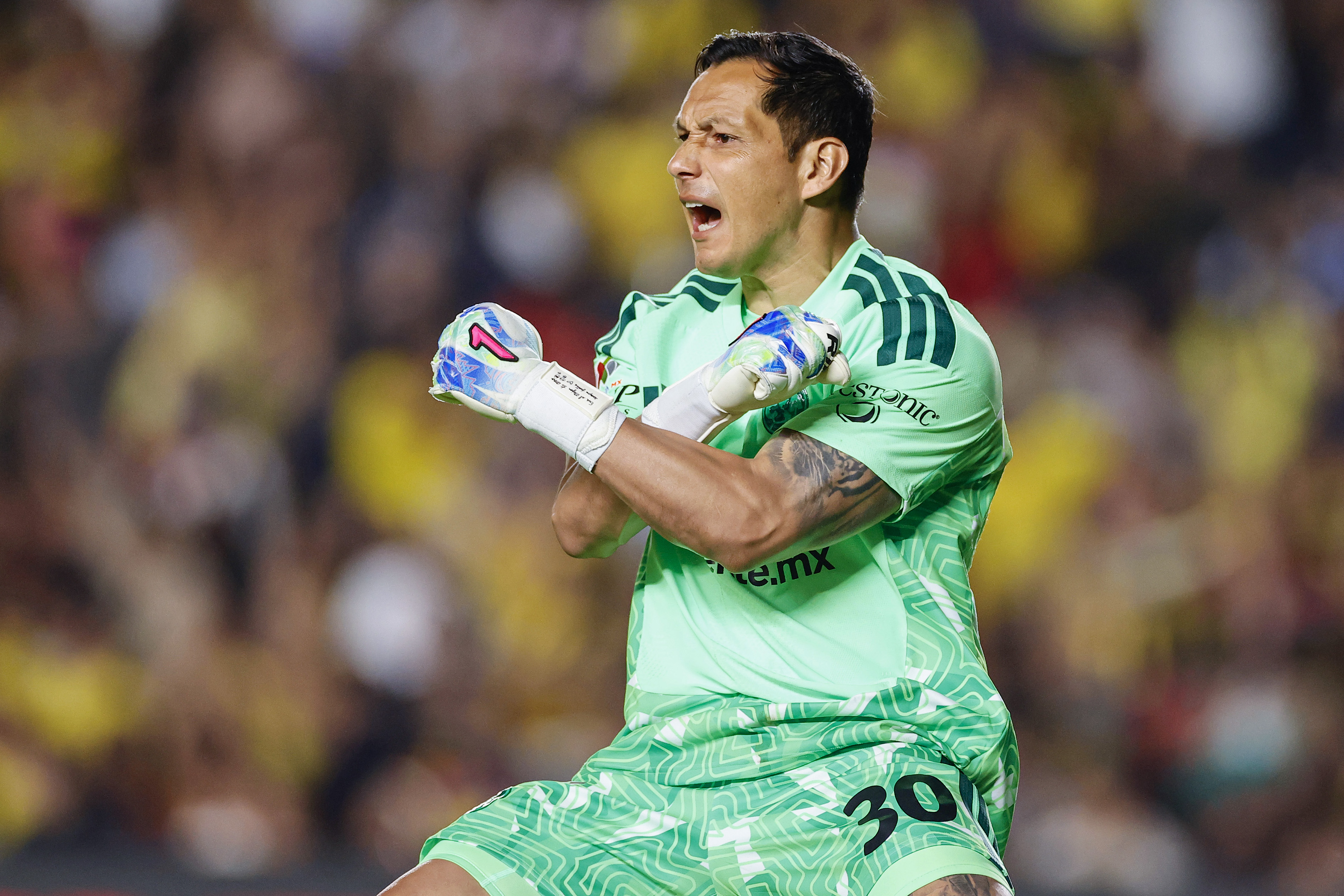 Rodolfo Cota jugador del Club América